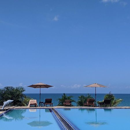 Amaan Ocean Hotel Kihinani Bububu Bagian luar foto