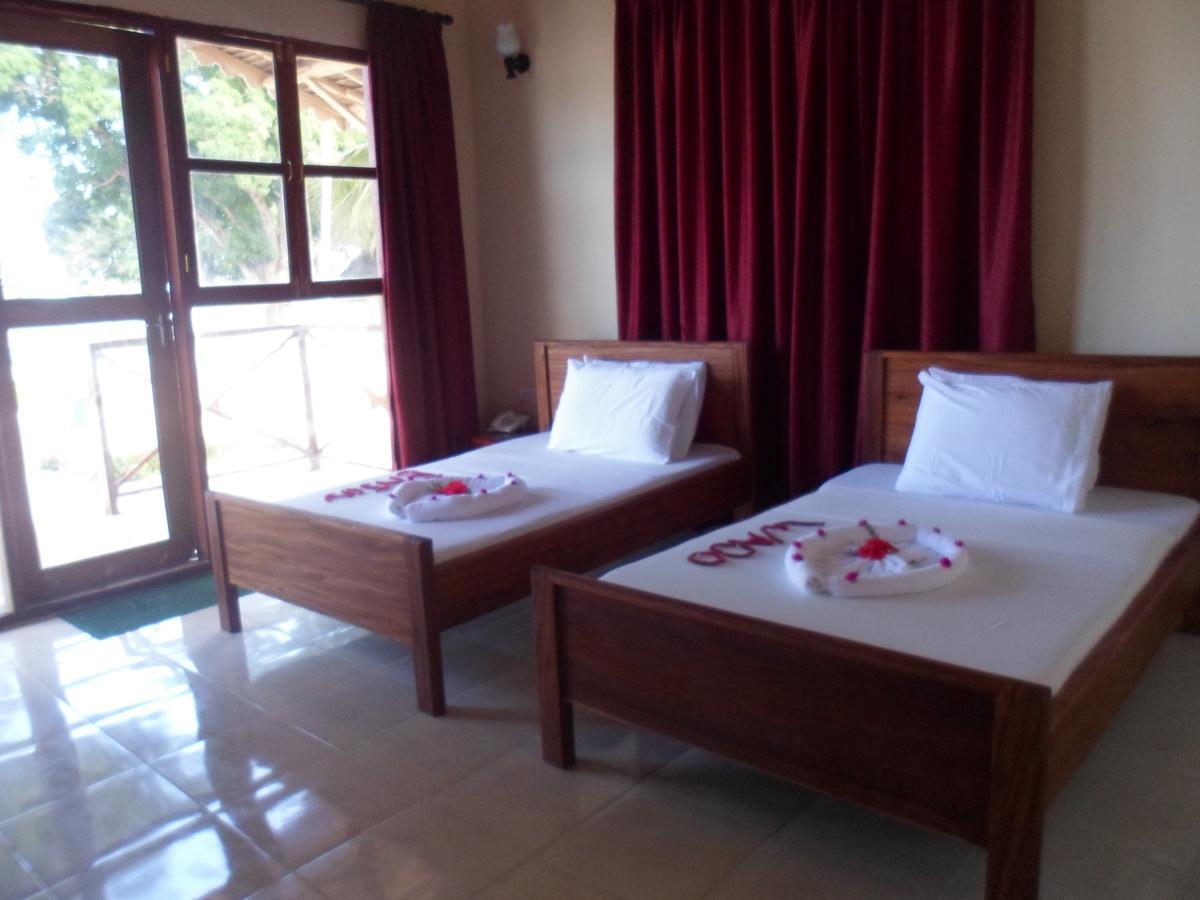 Amaan Ocean Hotel Kihinani Bububu Bagian luar foto