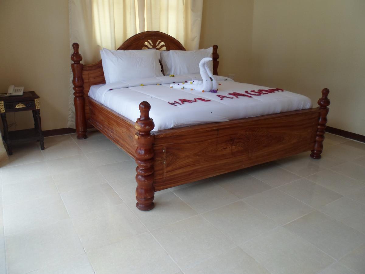 Amaan Ocean Hotel Kihinani Bububu Bagian luar foto