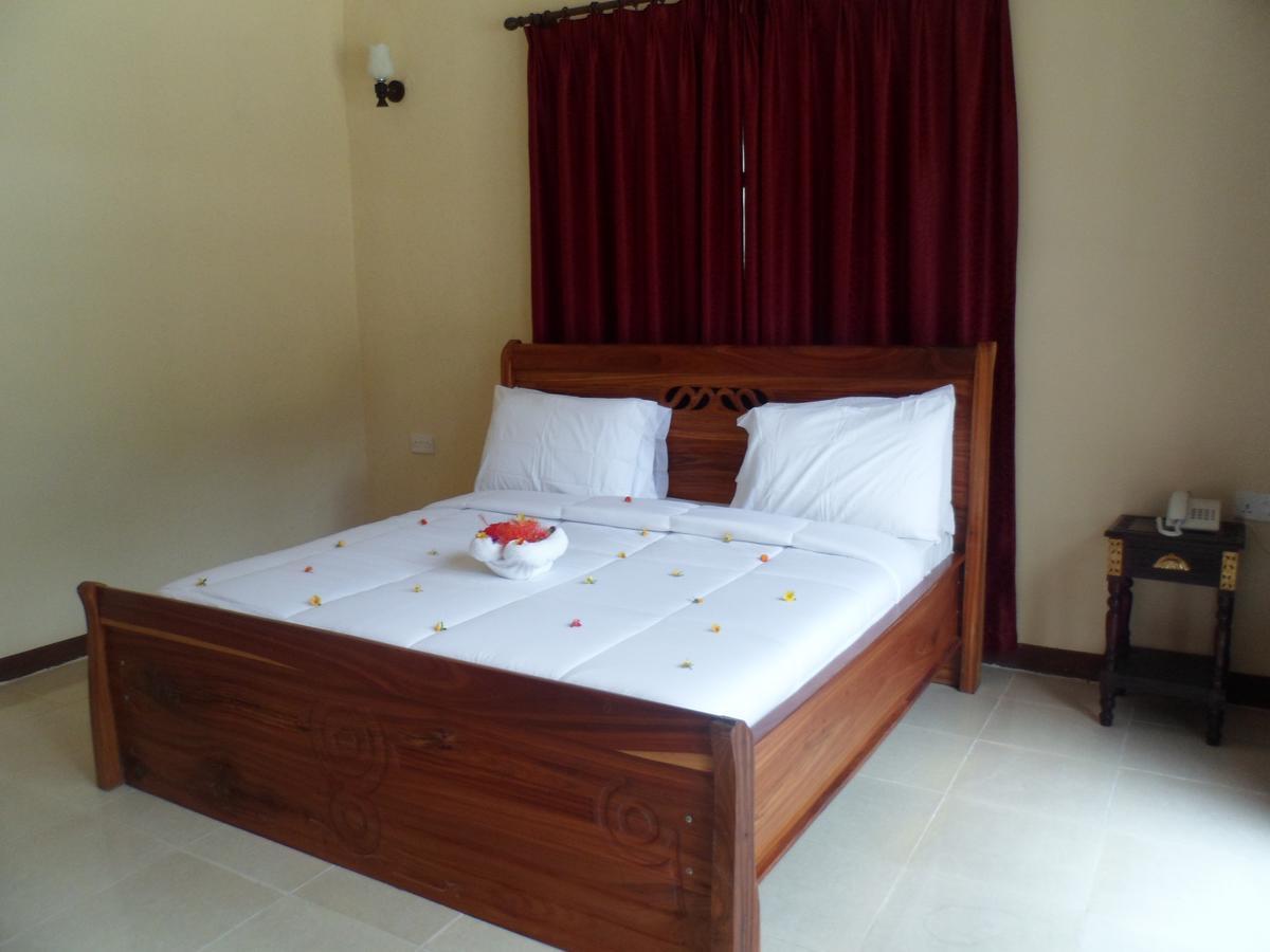 Amaan Ocean Hotel Kihinani Bububu Bagian luar foto
