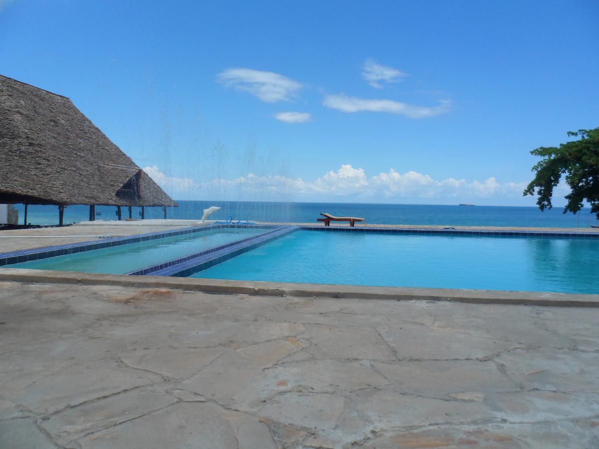 Amaan Ocean Hotel Kihinani Bububu Bagian luar foto