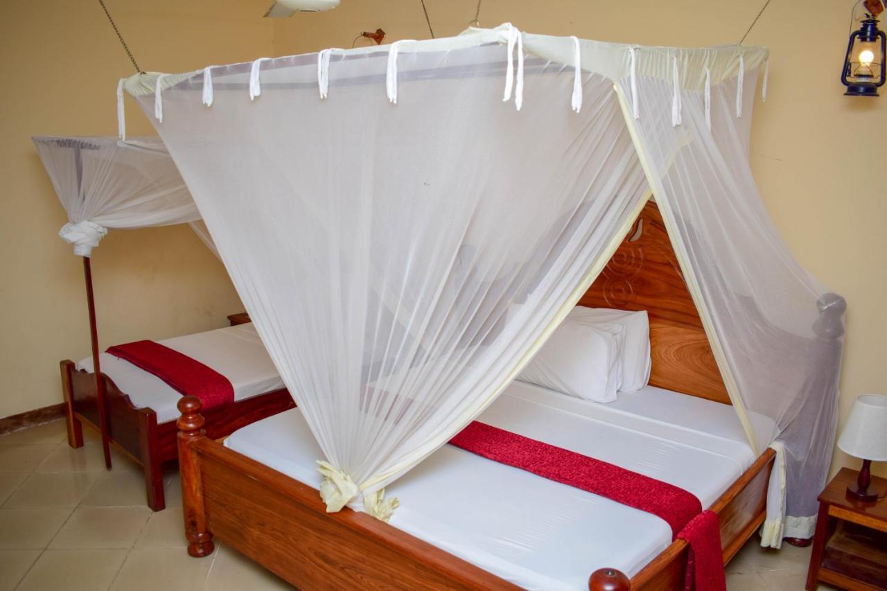 Amaan Ocean Hotel Kihinani Bububu Bagian luar foto