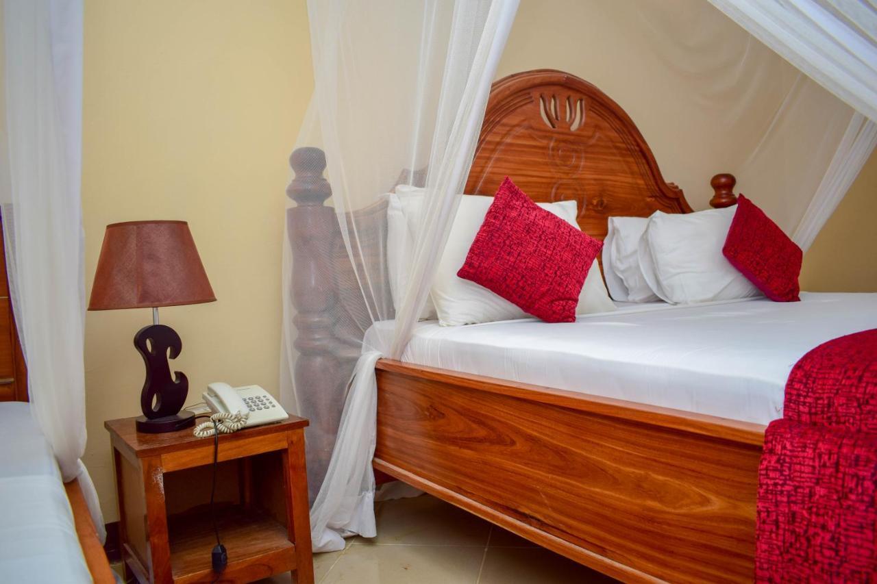 Amaan Ocean Hotel Kihinani Bububu Bagian luar foto