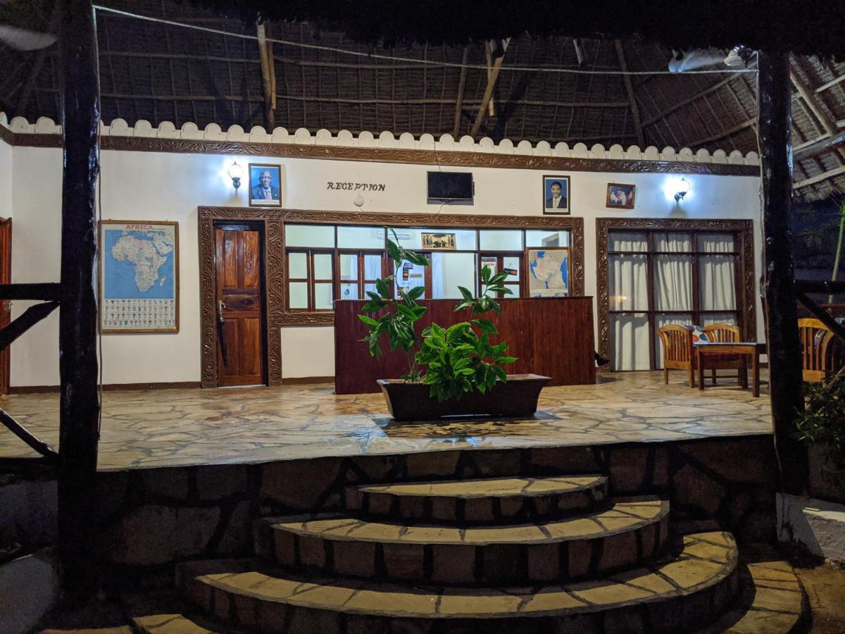 Amaan Ocean Hotel Kihinani Bububu Bagian luar foto