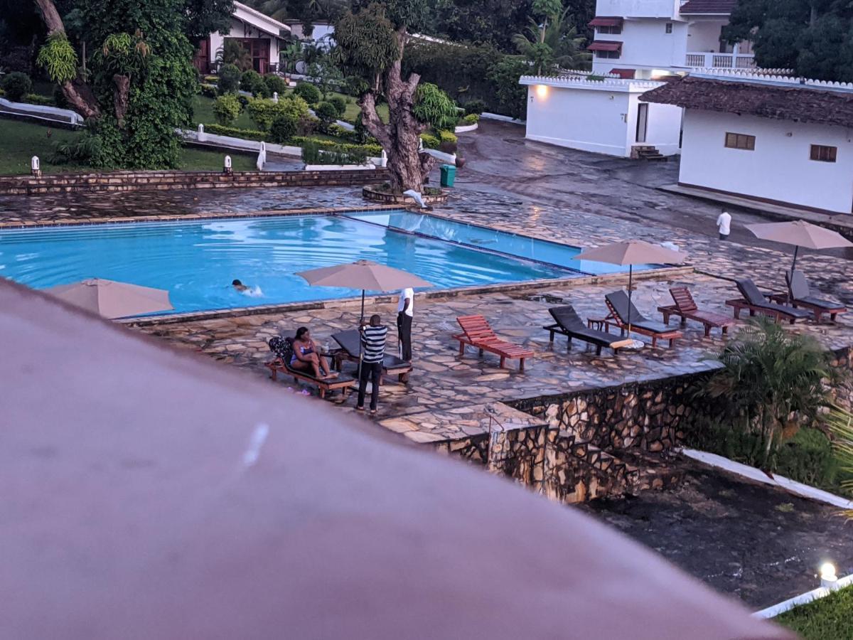 Amaan Ocean Hotel Kihinani Bububu Bagian luar foto